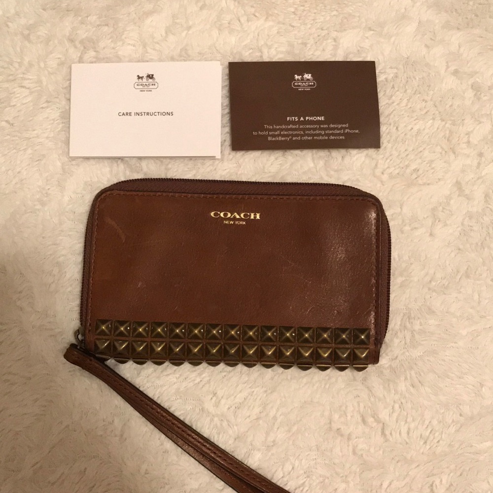 Coach leather wristlet